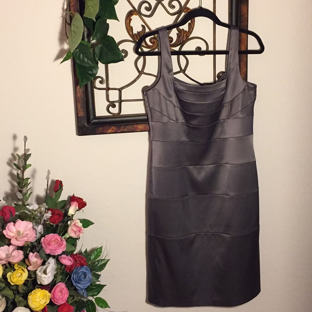 NWOT 💗Beautiful satin dress for special event